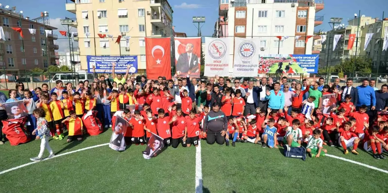 Muratpaşa Belediyesi\'nden Amatör Spor Kulüplerine 1 Milyon TL Destek