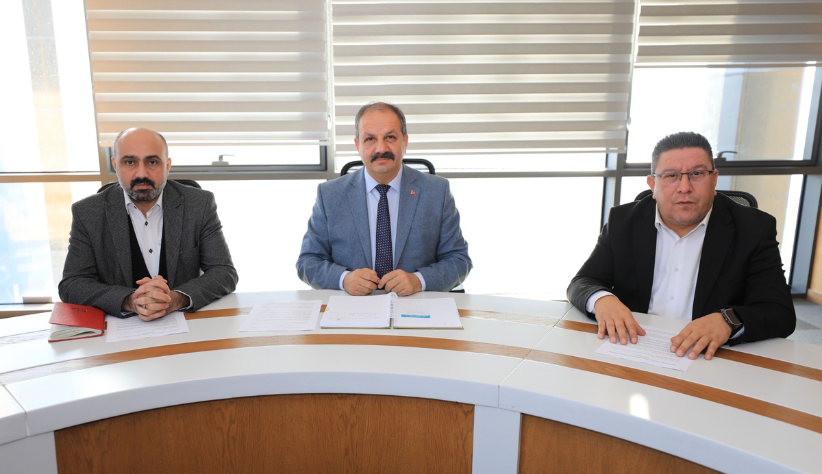 Sağlık-Sen Yer Değişikliği Toplantısında Çalışmaları Değerlendirdi