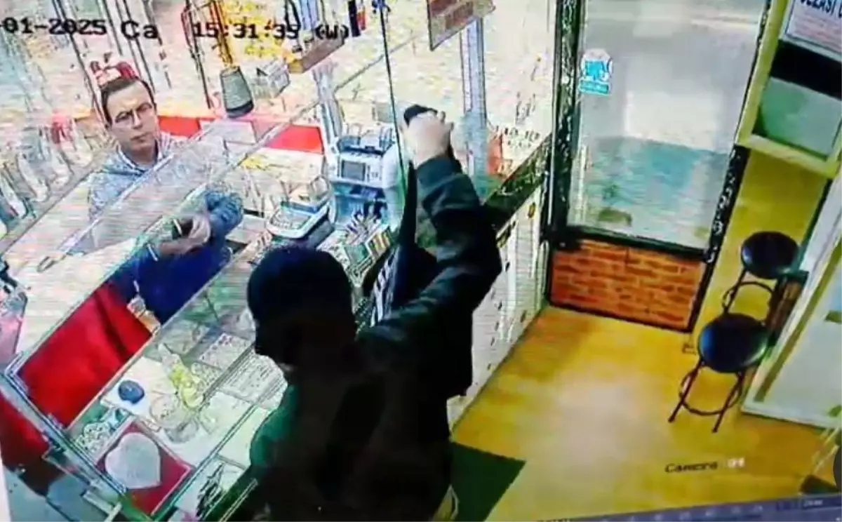 Bursa\'da Oyuncak Silah ile Soygun Denemesi