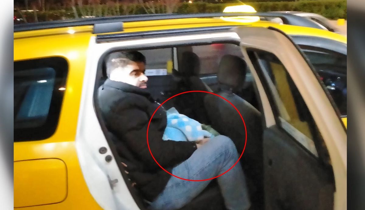 Taksiden Doğum: Yolda Bebeğini Dünyaya Getirdi