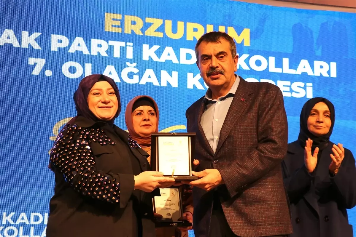 Bakan Tekin, AK Parti Erzurum Kadın Kolları 7. Olağan Kongresi\'nde konuştu Açıklaması