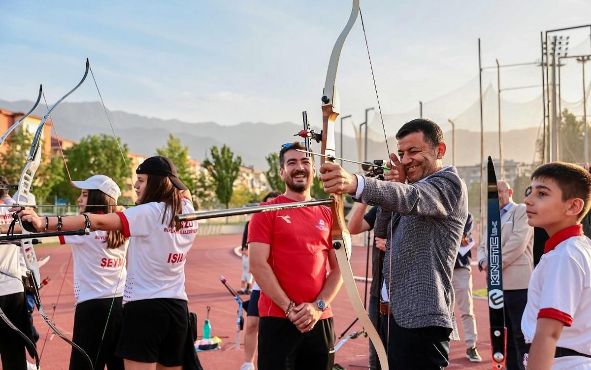 Denizli Büyükşehir Belediyesi 104.992 Kişiyi Ücretsiz Spor Kurslarıyla Buluşturdu