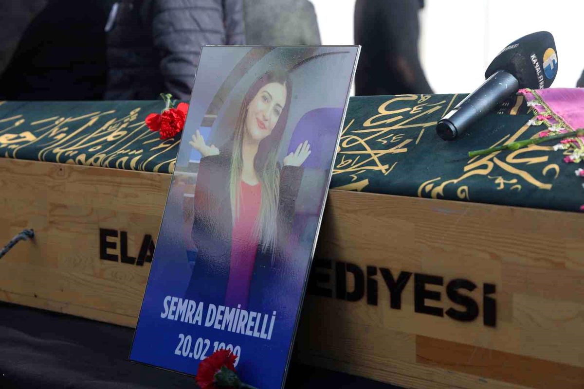 Semra Demirelli Hayatını Kaybetti