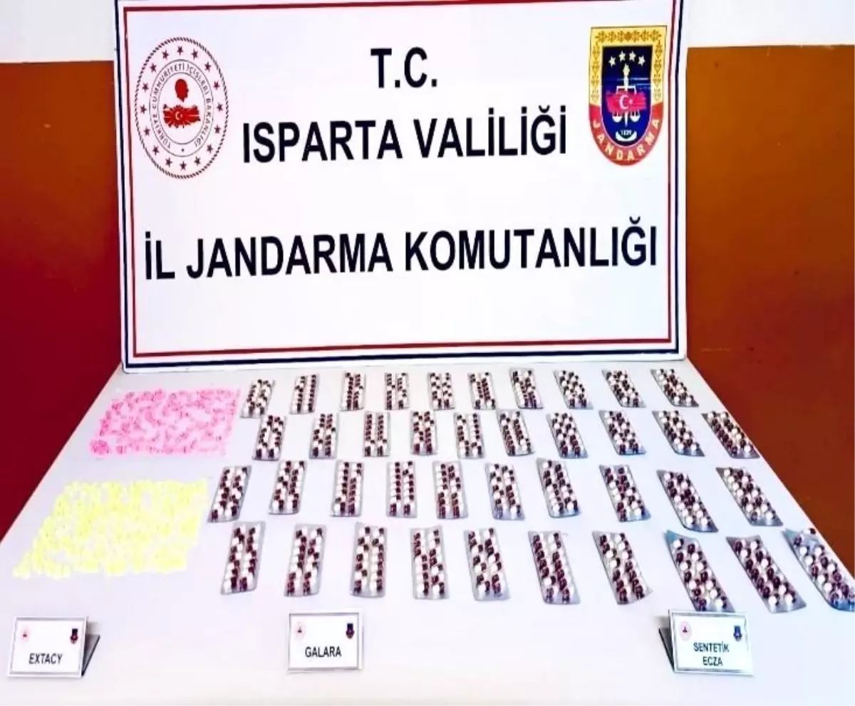 Isparta\'da 43 Uyuşturucu Operasyonu