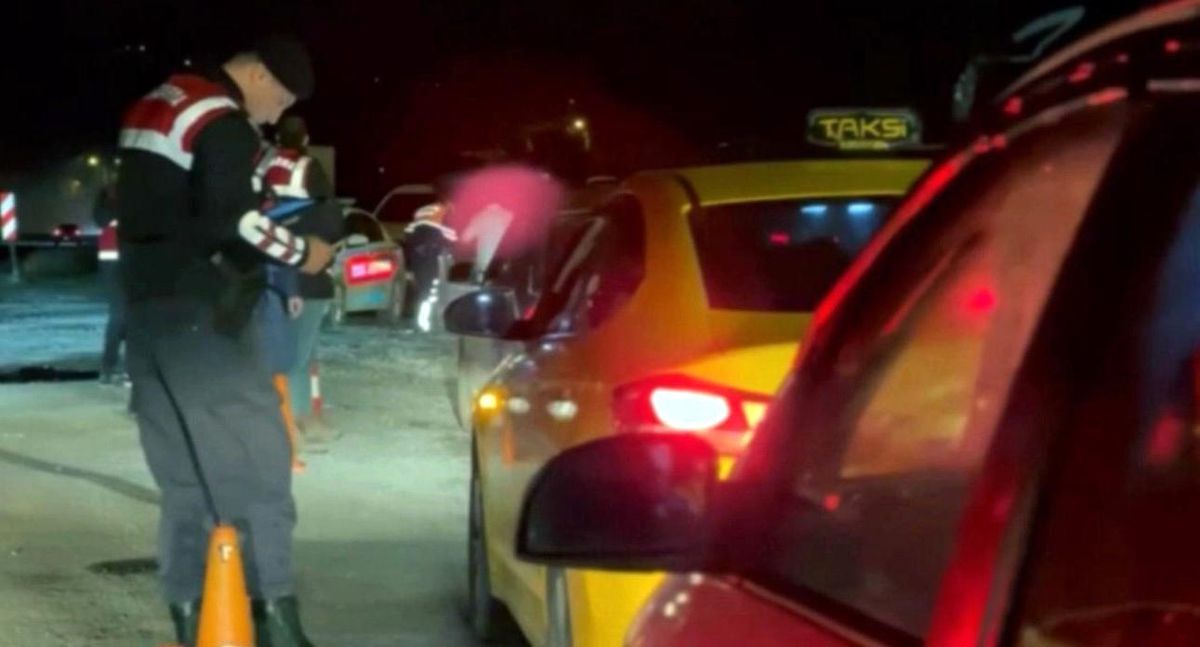 Sakarya\'da Trafik Denetimleri: 164 Bin Araç Kontrol Edildi