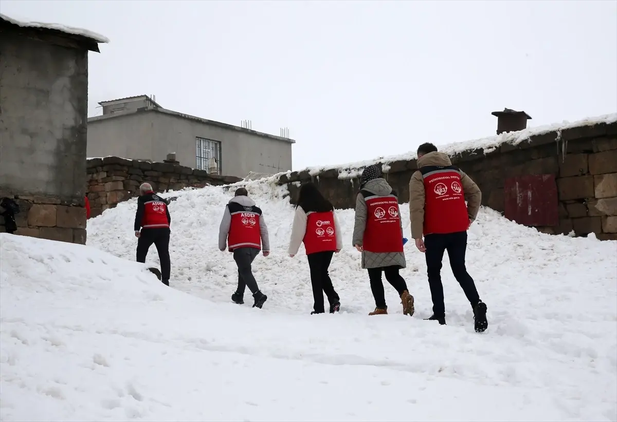 Bitlis\'te Kışın Zorluğu Hizmette Değişmiyor