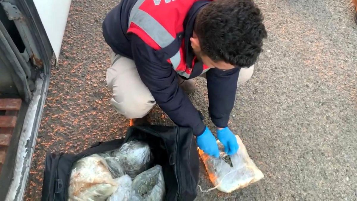 Şanlıurfa\'da Uyuşturucu Operasyonu