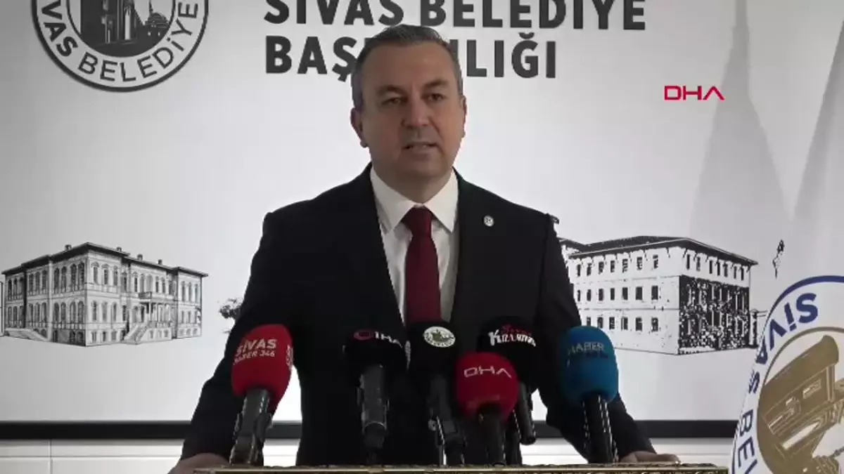 Sivas Belediyesi\'nden Dar Gelirli Emeklilere Aylık 2 Bin Lira Destek