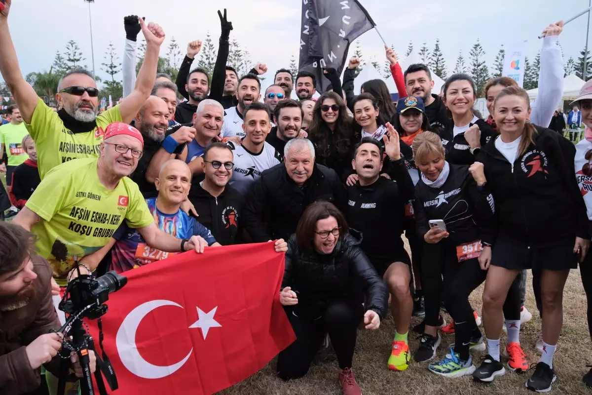 Adana Kurtuluş Yarı Maratonu\'nda Ödüller Sahiplerini Buldu