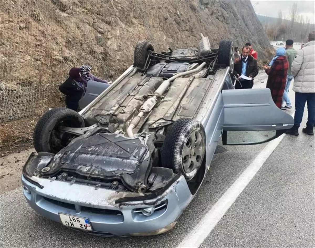 Hakemlerin Otomobili Devrildi, Maç Ertelendi