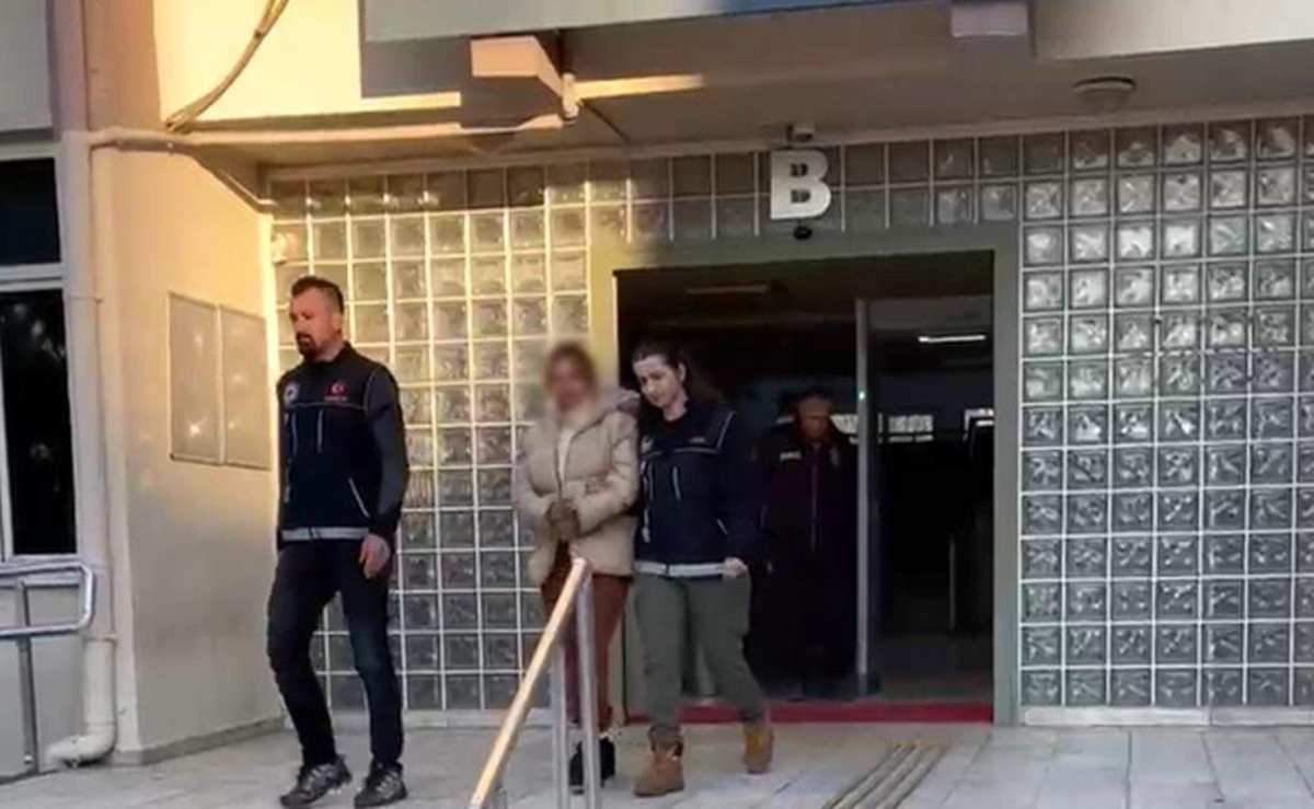 Uyuşturucu Ticareti Yapan Kadın Tutuklandı