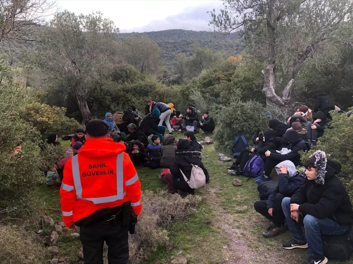 İzmir\'de 48 Düzensiz Göçmen Yakalandı