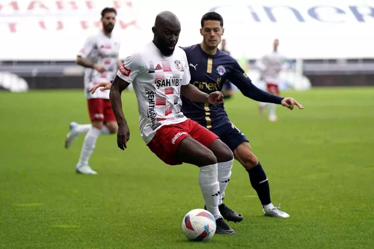 Kasımpaşa ve Gaziantep FK Beraber Başladı