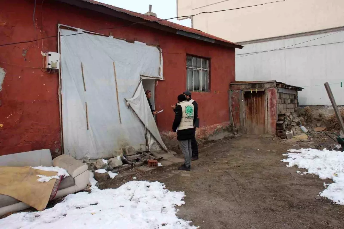 Ağrı Umut Kervanı Derneği\'nden Kış Yardımları