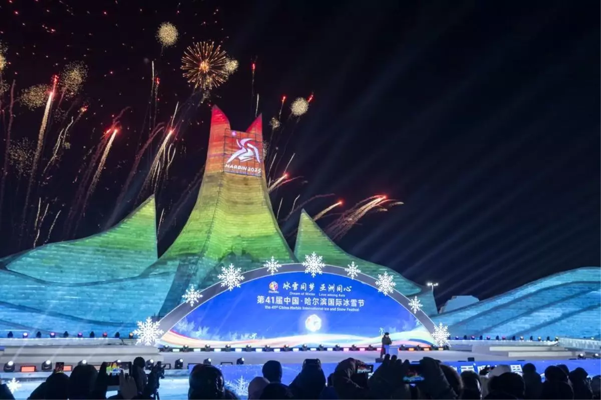 Harbin Buz Festivali Başladı