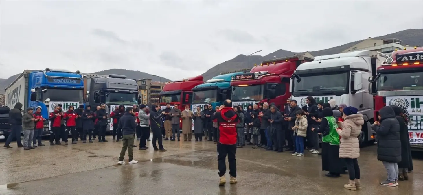 Amasya\'dan Suriyelilere 12 TIR Yardım Gönderildi