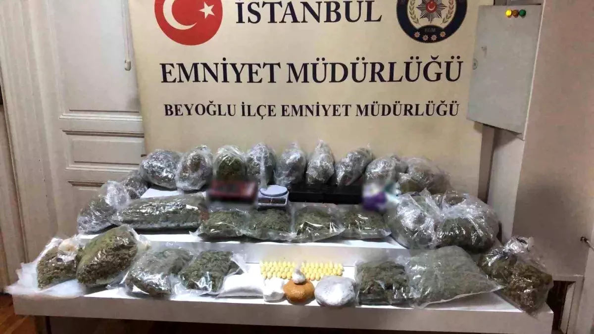 Beyoğlu\'nda Uyuşturucu Operasyonu