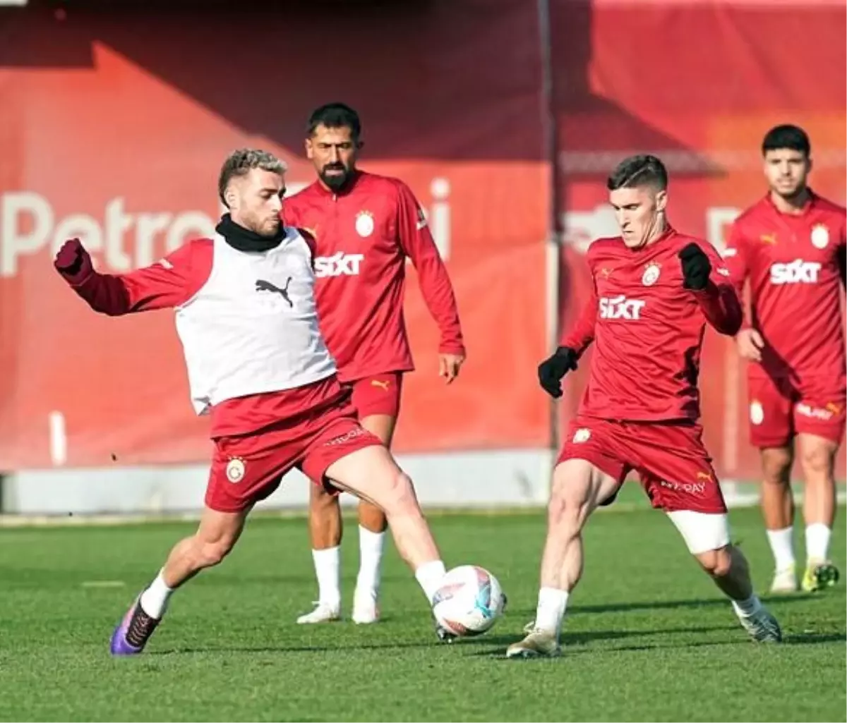 Galatasaray Başakşehir Maçına Hazırlanıyor