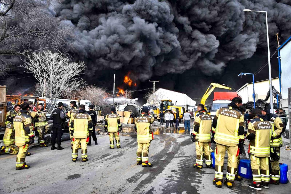 Ankara İtfaiyesi 2024\'te 34 Bin Olayda Yardım Etti