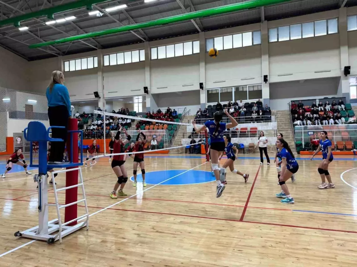 Voleybol Yıldızlar Grup Yarışmaları Aydın’da