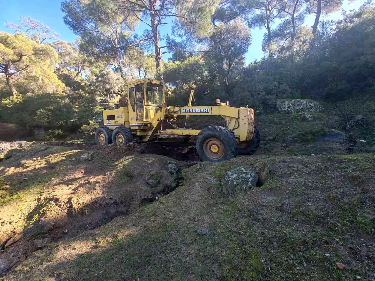 Aydın Büyükşehir Belediyesi, Kırsalda Ulaşım Sorunlarını Çözmek İçin Çalışmalara Devam Ediyor