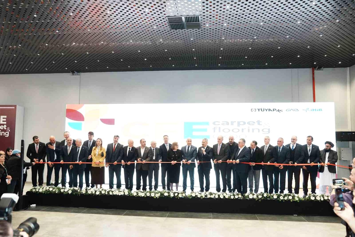 CFE Uluslararası Halı ve Yer Kaplamaları Fuarı İstanbul\'da Kapılarını Açtı
