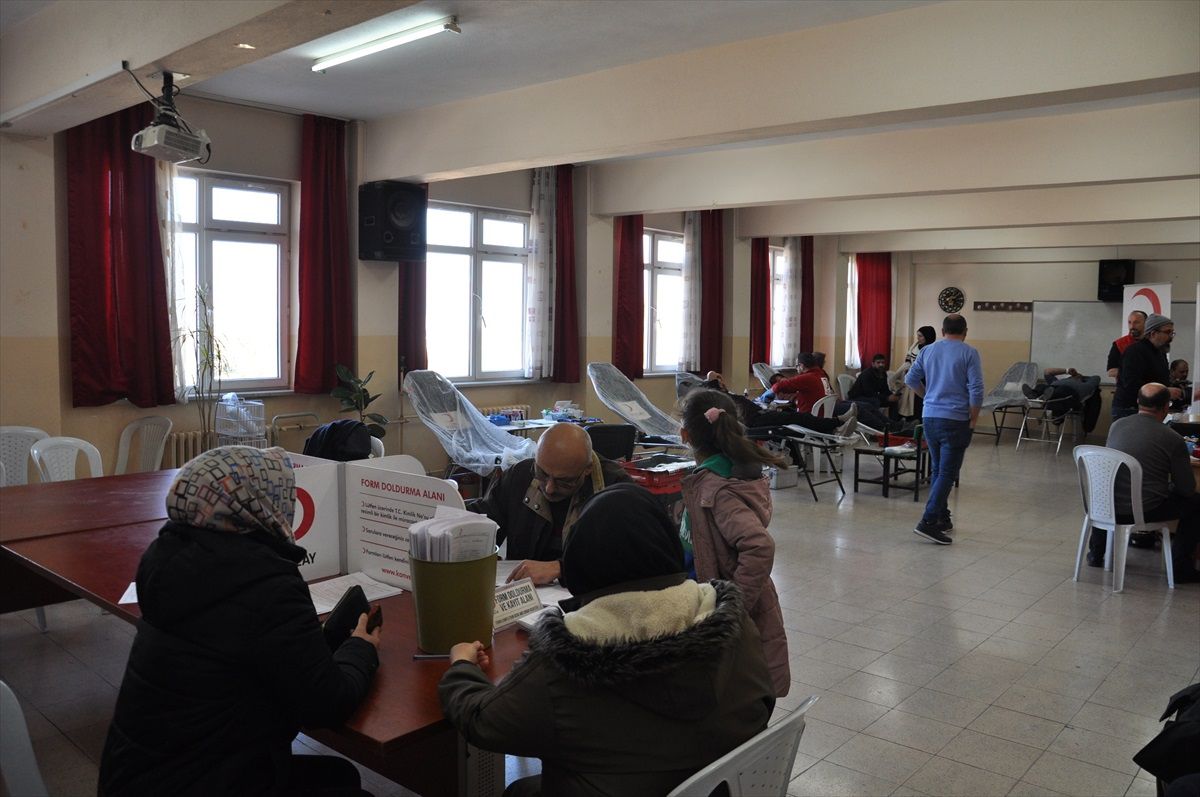 Kütahya\'da okullardan kan bağışı kampanyasına destek