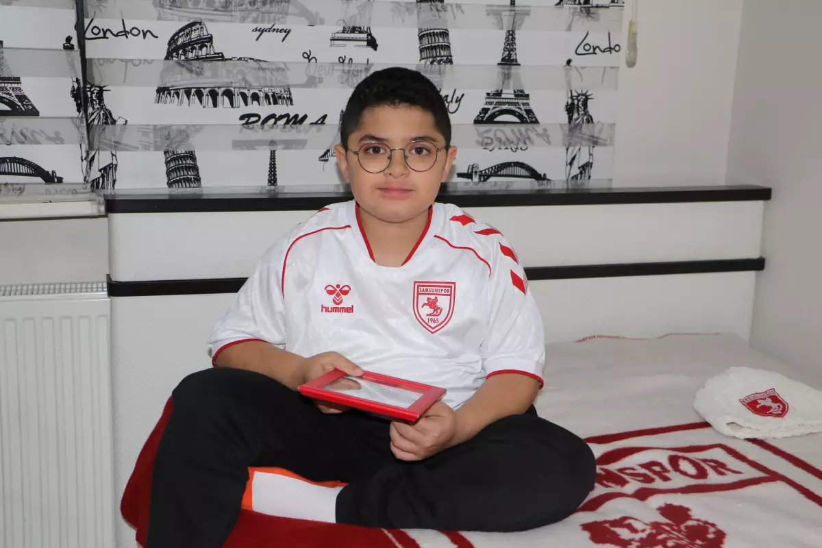 Duchenne Kas Distrofisiyle Mücadele Eden Doruk Efe\'nin Samsunspor Aşkı