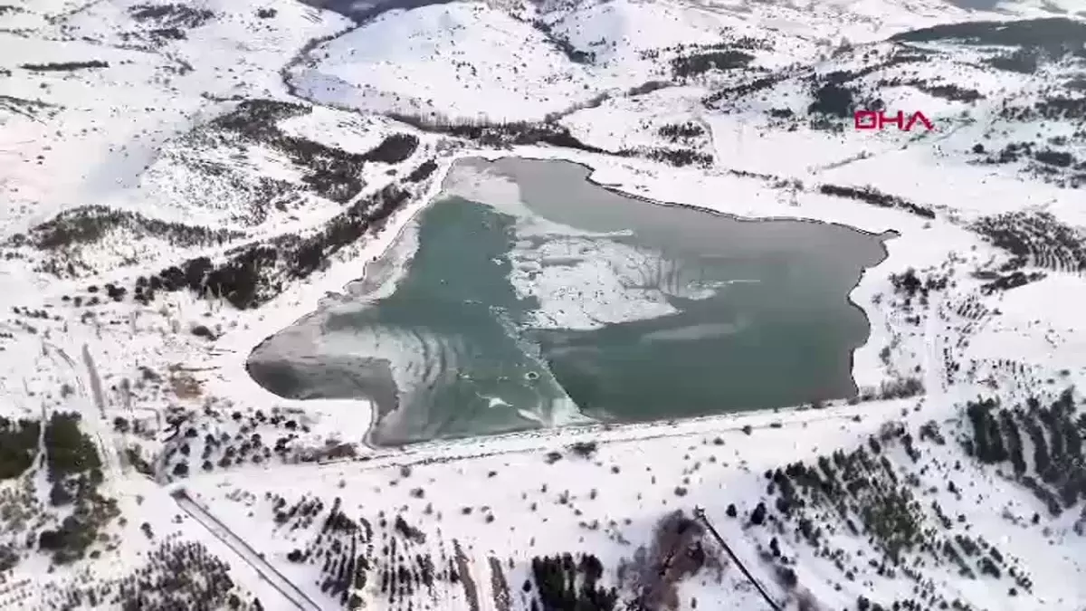 Erzincan\'da Soğuklar Buz Tuttu, Dronla Görüntülendi