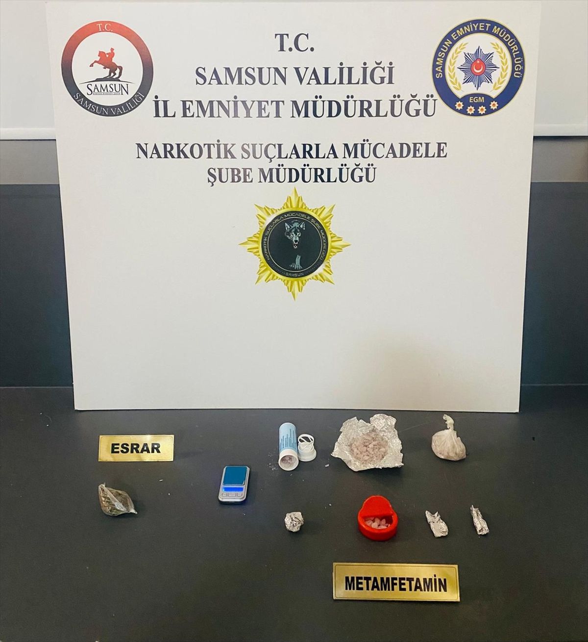 Samsun\'da Uyuşturucu Operasyonu: 3 Gözaltı