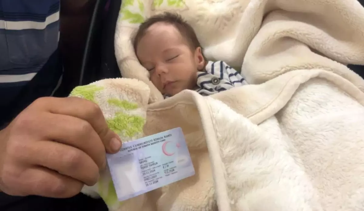 Ağlayan Baba Ferdi Tayfur\'un Ismini Verdi