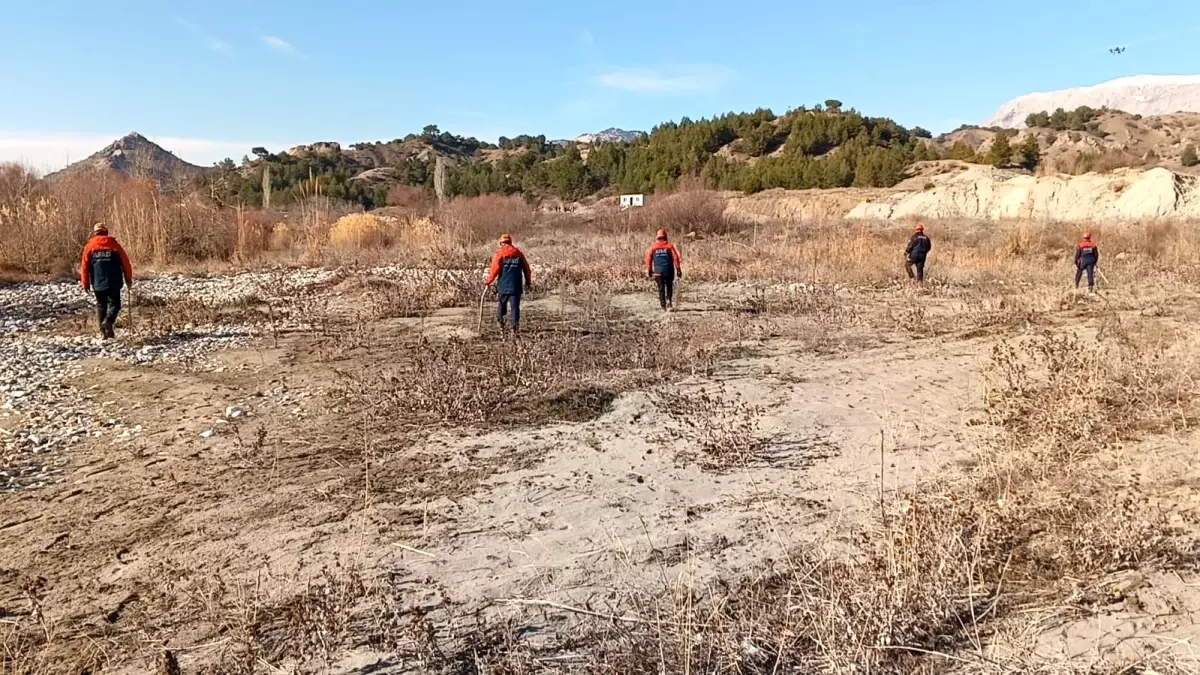 Adıyaman\'da Kayıp Nuriye Parmaksız için Arama Çalışmaları