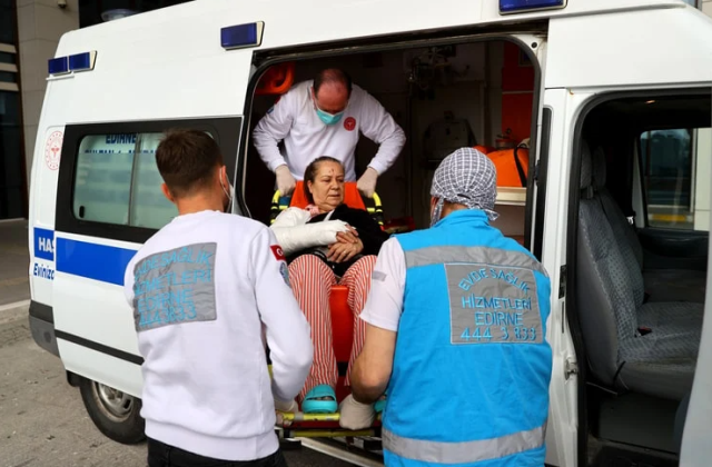 Ambulanslarda yeni dönem! Rengi ve ismi sil baştan değişti