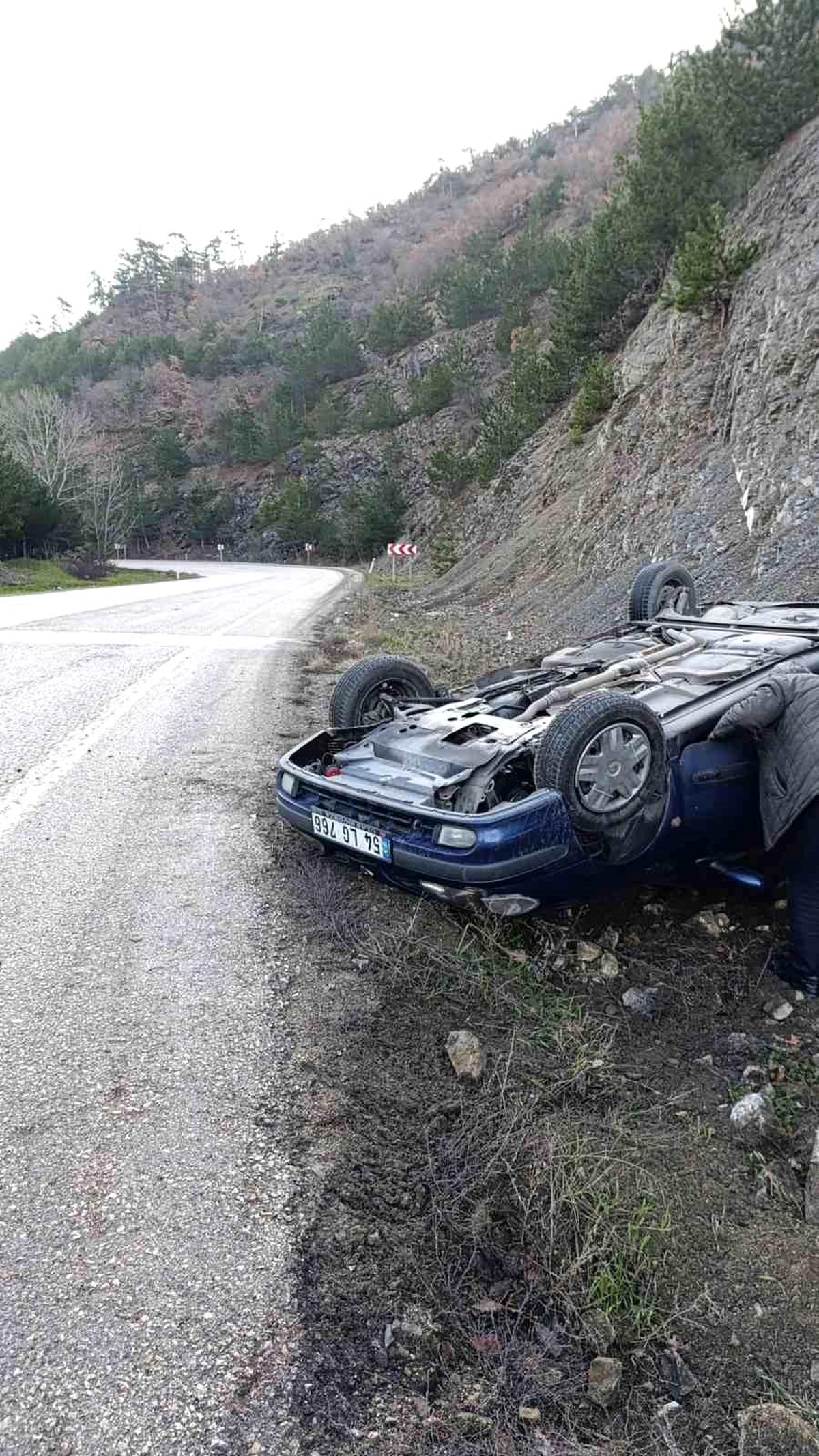 Bolu\'da Takla Atan Araçta Sürücü Yaralanmadı