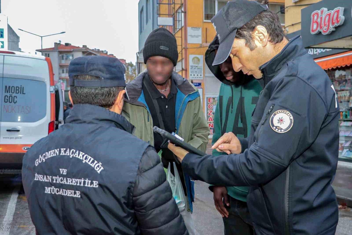 Çanakkale\'de 281 Kaçak Göçmen Yakalandı