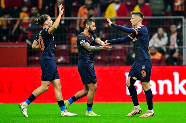 Galatasaray, Ziraat Türkiye Kupası'nda RAMS Başakşehir ile 2-2 berabere kaldı