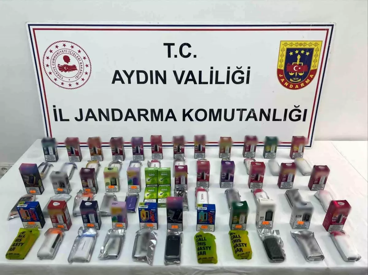 Kuşadası\'nda Sigara Kaçakçılarına Baskın