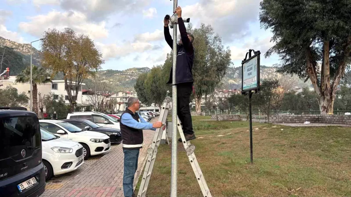 Marmaris\'te Parklara Güvenlik Kamerası Sistemleri Kuruluyor