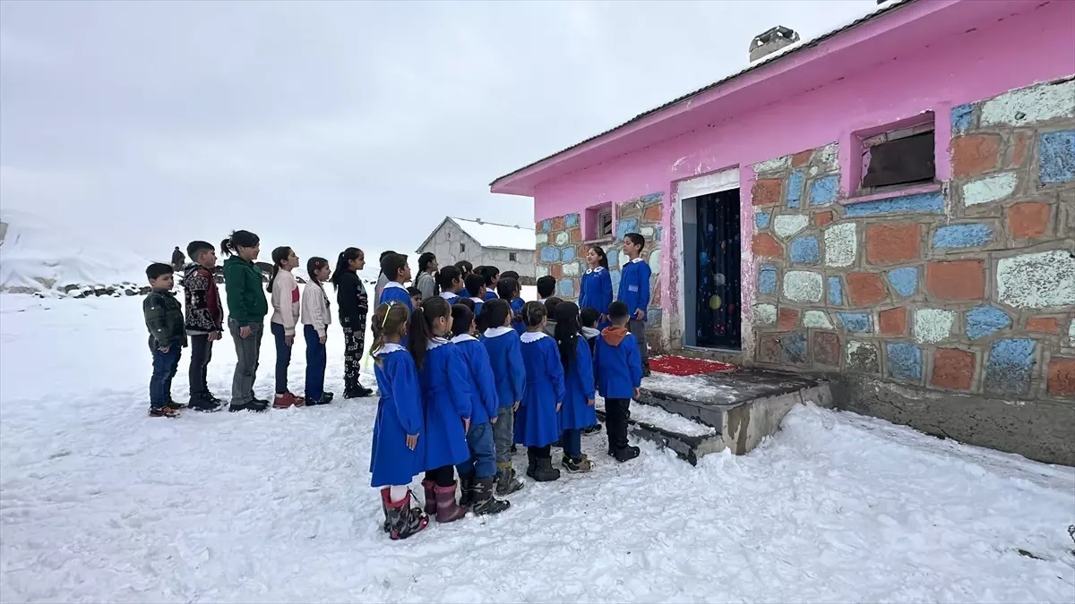 Öğretmenlerden Örnek Dayanışma