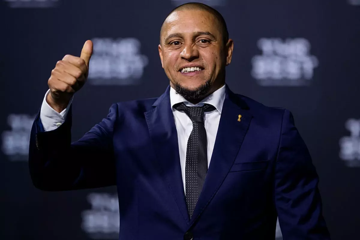 Roberto Carlos evsiz kaldı