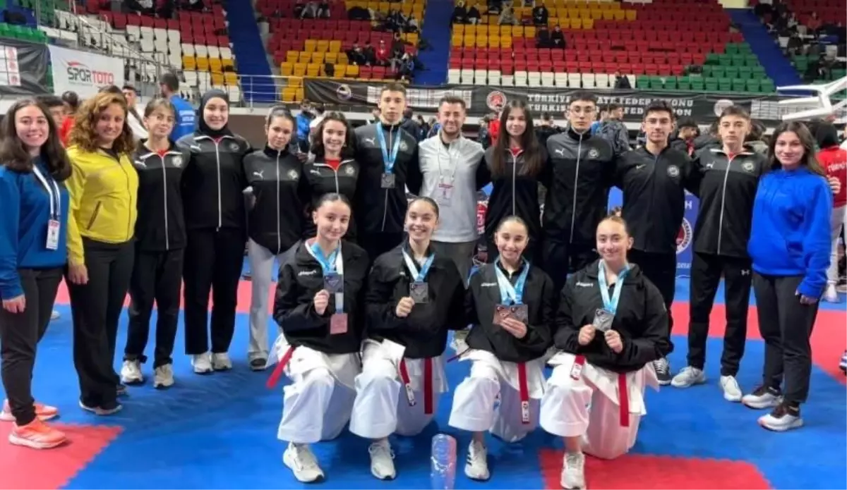 Tavşanlı Karate Takımları Türkiye Şampiyonasında Başarı Elde Etti