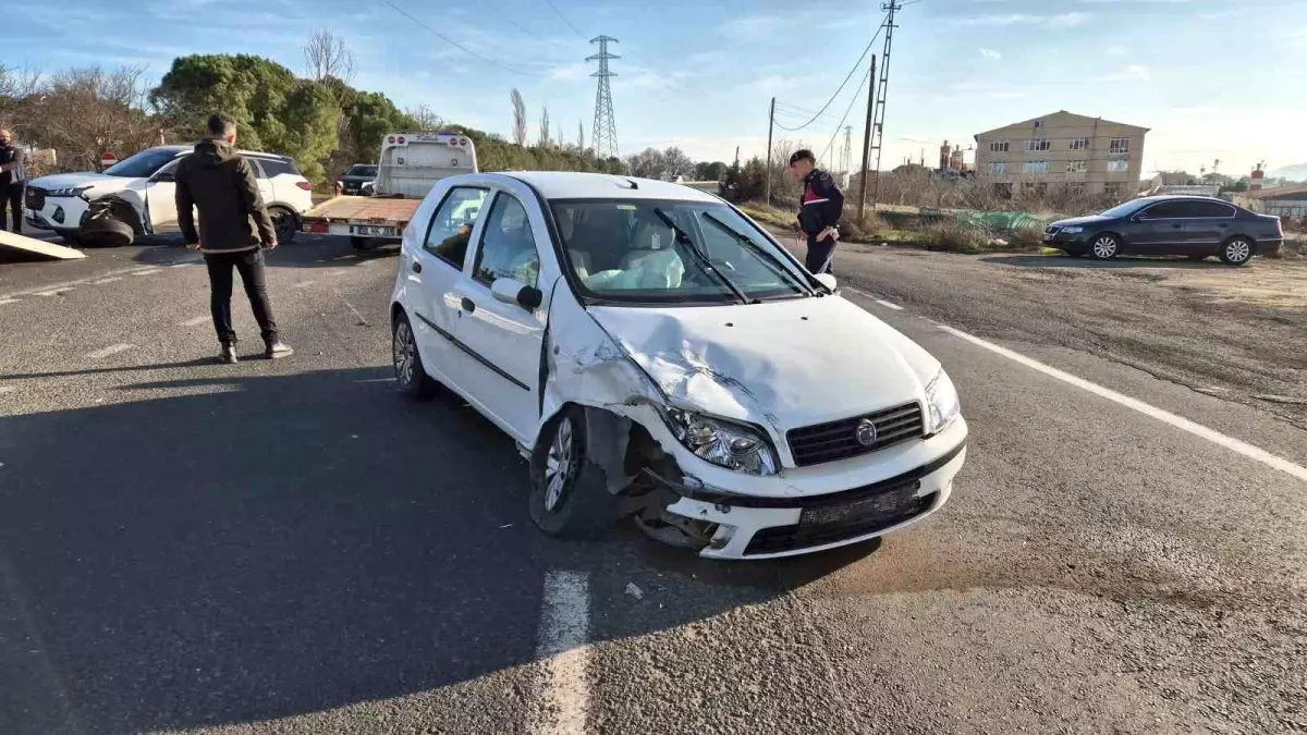 Tekirdağ\'da Zincirleme Kaza: 6 Yaralı