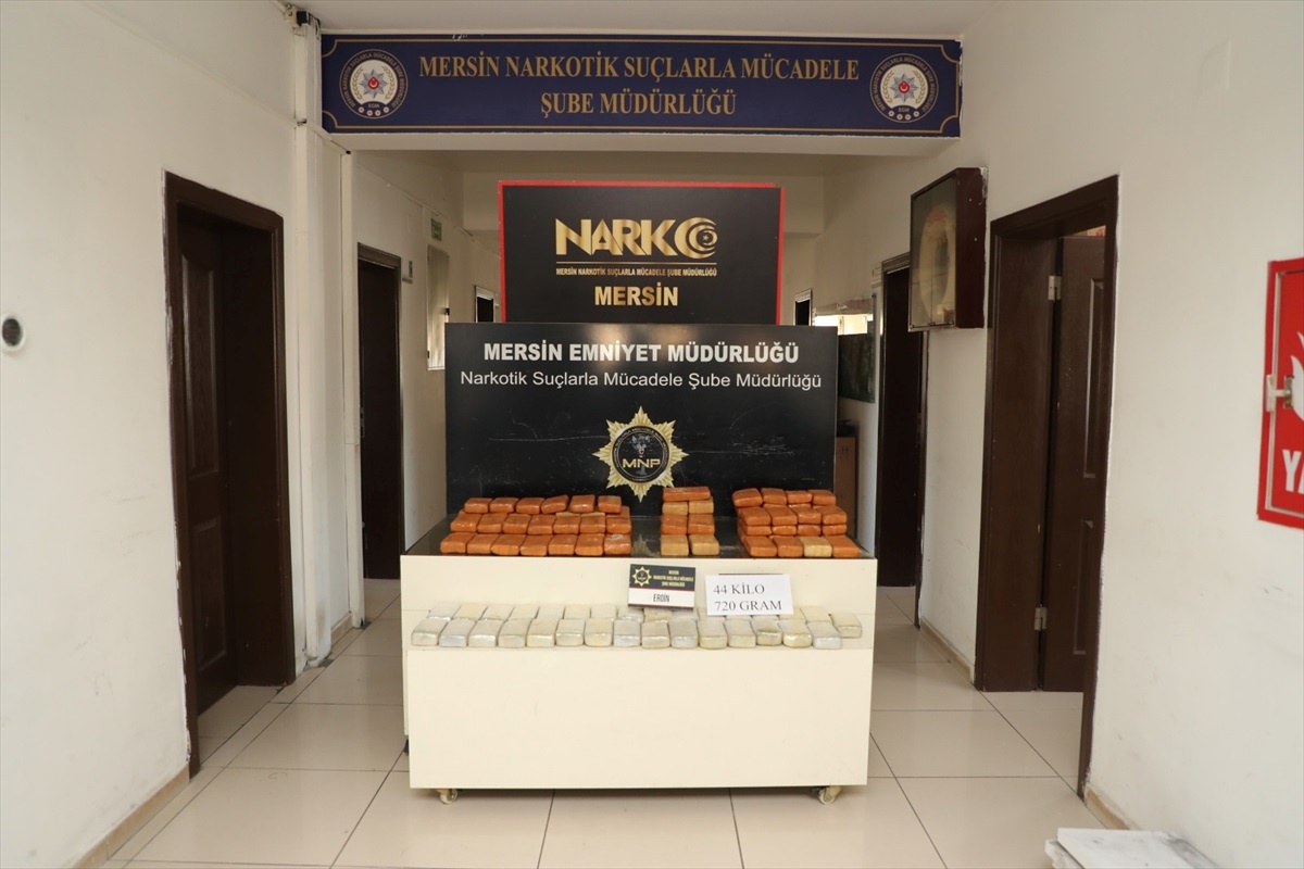 Mersin\'de 44 Kilo Eroin Ele Geçirildi