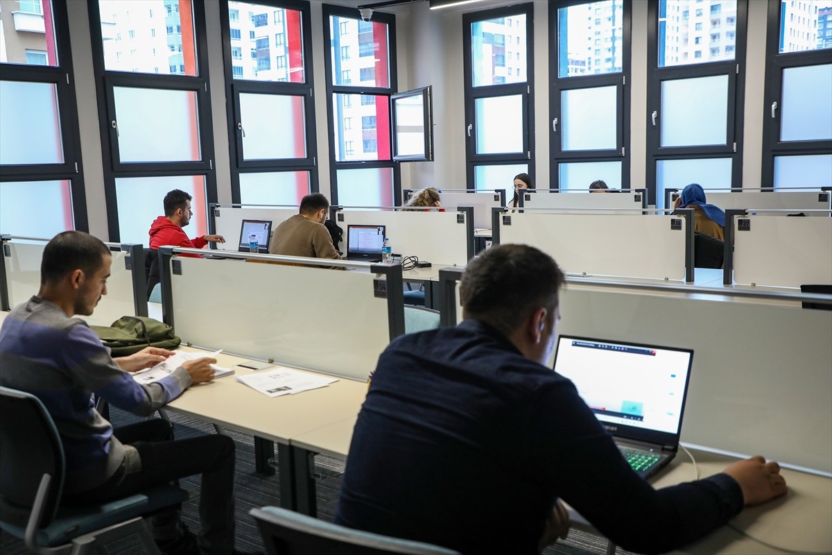 Talas Kütüphanelerine 891 Bin Ziyaretçi