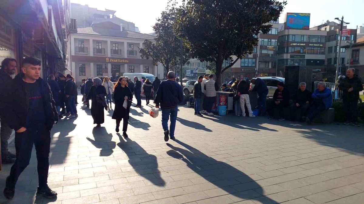 Balıkesir\'de Ocak\'ta Sıcak Hava