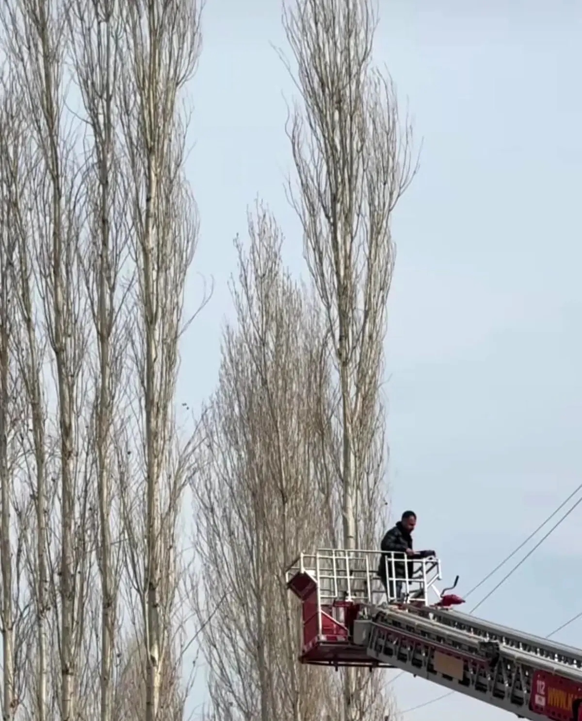 Iğdır\'da Düğünde Drone Krizi: İtfaiyeden Yardım İstemek Zorunda Kaldı