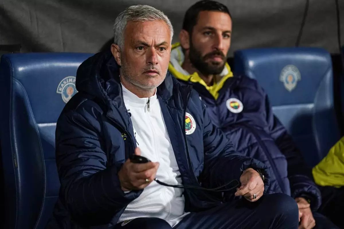 Mourinho\'dan TFF\'nin yabancı VAR hakemi kararı için bomba sözler: Daha kötü olması imkansız