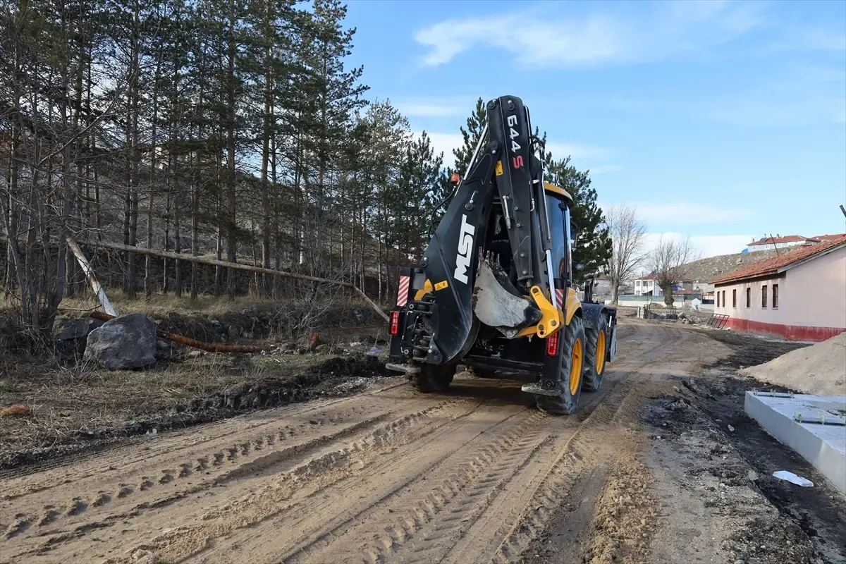 Kalfat Belediyesi Yeni İş Makinesi Aldı