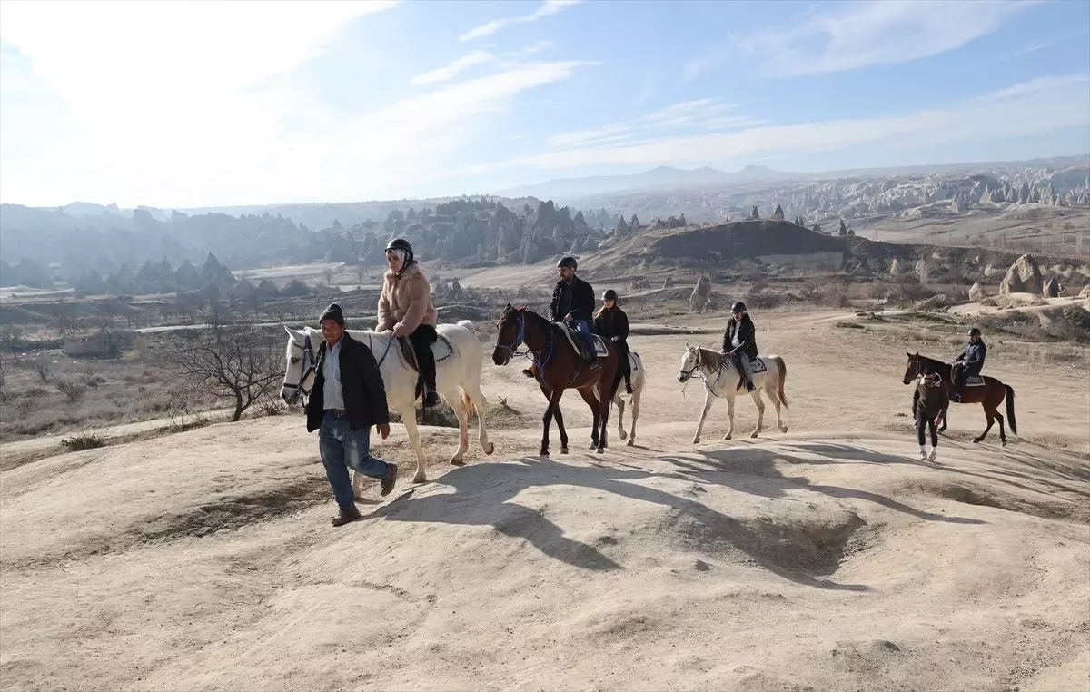 Gazeteciler Kapadokya\'da Atlı Tur Düzenledi