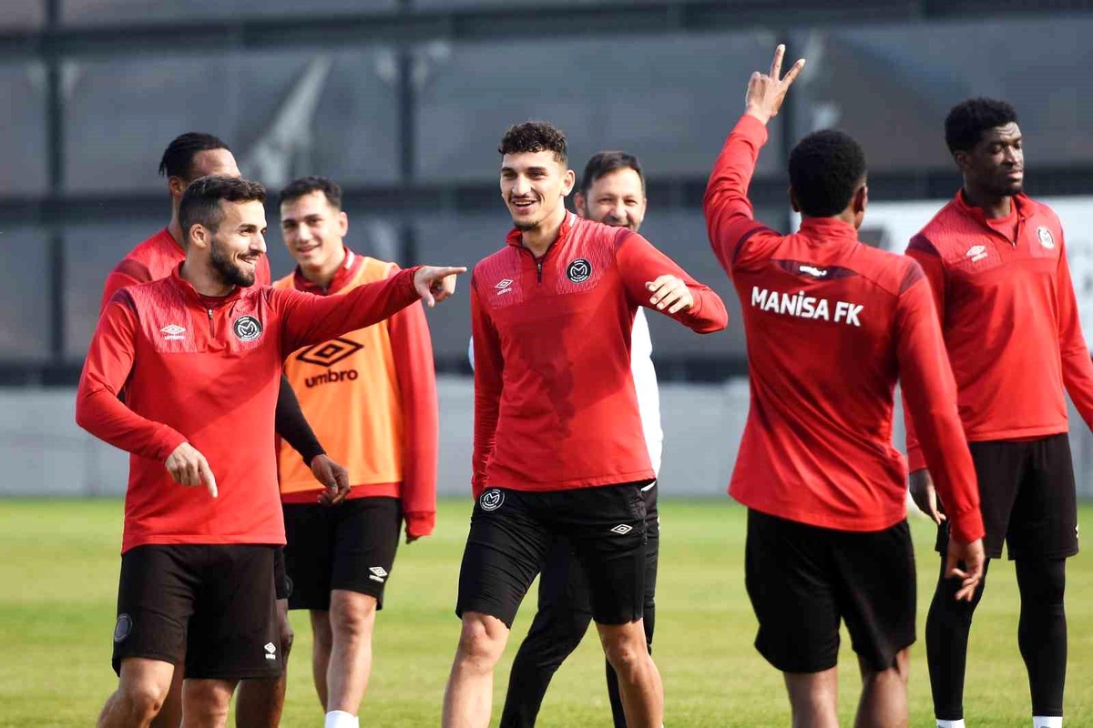 Manisa FK Ümraniyespor Maçına Hazırlanıyor